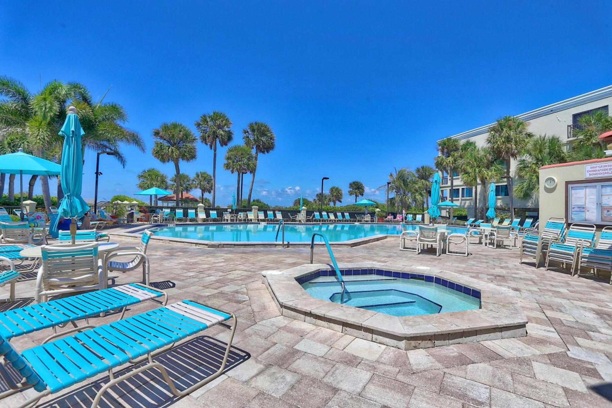 Land'S End 11-203 Beach Front - Premier St. Pete Beach Exterior photo